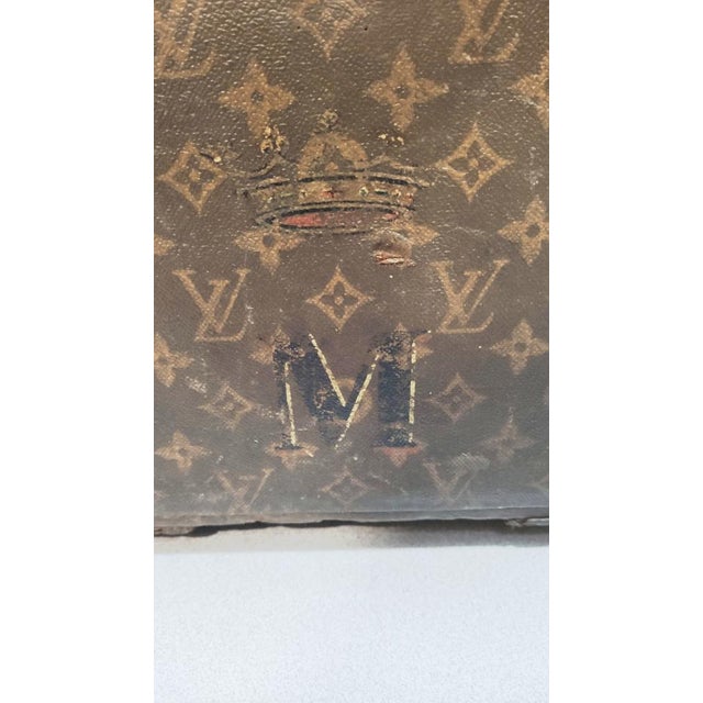 Antique Trunk from Louis Vuitton, 1905 For Sale - Image 13 of 16
