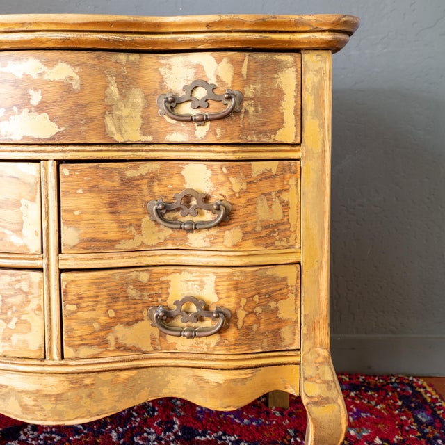 Wood Italian Florentine Style Painted Gold Distressed Chest of Drawers For Sale - Image 7 of 13
