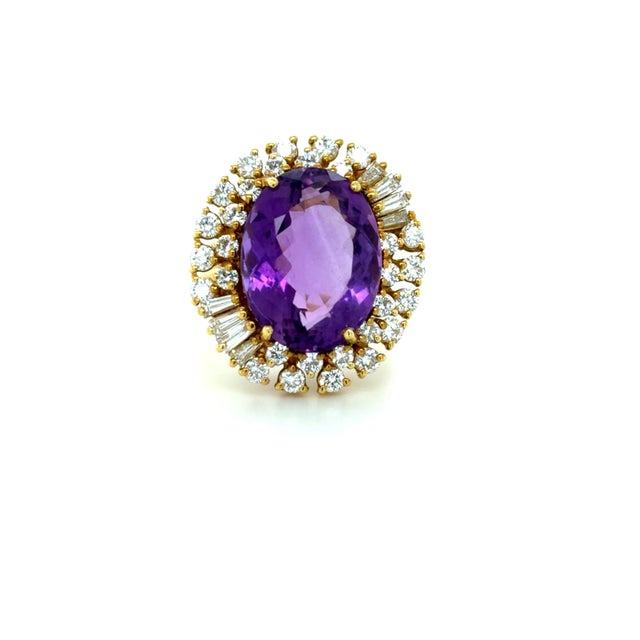 Modern 18k Yellow Gold, Amethyst and Diamond Cocktail Ring For Sale - Image 3 of 8