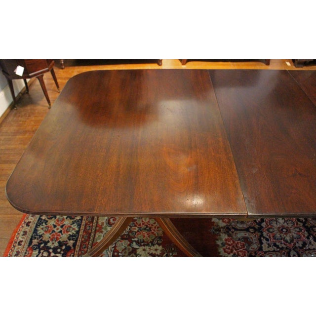 Traditional Early 20th Century English Georgian Style Double Pedestal Banquet Dining Table For Sale - Image 3 of 8