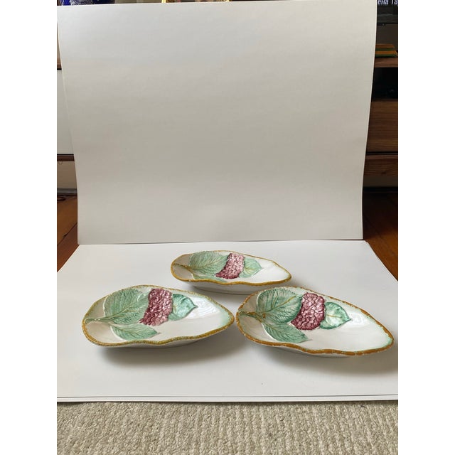 Italian Vintage Italian Hand Painted Plate Set of 3 For Sale - Image 3 of 7