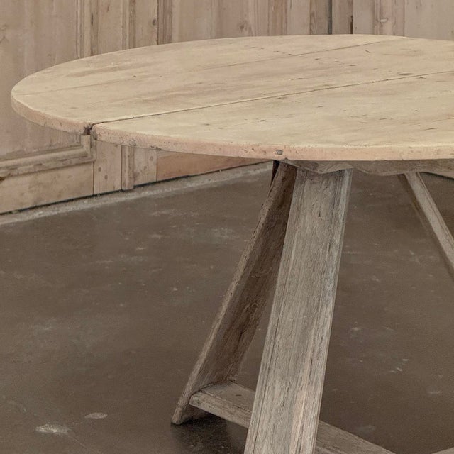 18th-Century-Rustic-Dutch-Stripped-Oak-Round-Tilt-Top-Center-Table For Sale In Dallas - Image 6 of 18