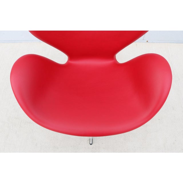 Danish Mid-Century Modern Arne Jacobsen for Fritz Hansen Red Leather Swan Chair, New For Sale - Image 10 of 18