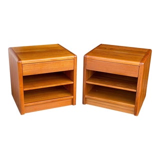 Pair of Mid-Century Danish Modern D-Scan Teak Nightstands For Sale