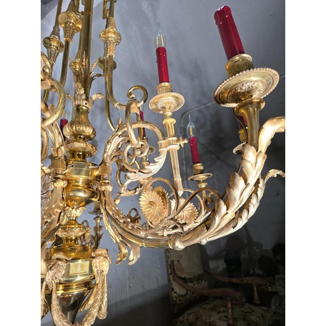 19th-Century French Gilded Bronze Chandelier 16 Lights, 1860s For Sale - Image 3 of 18