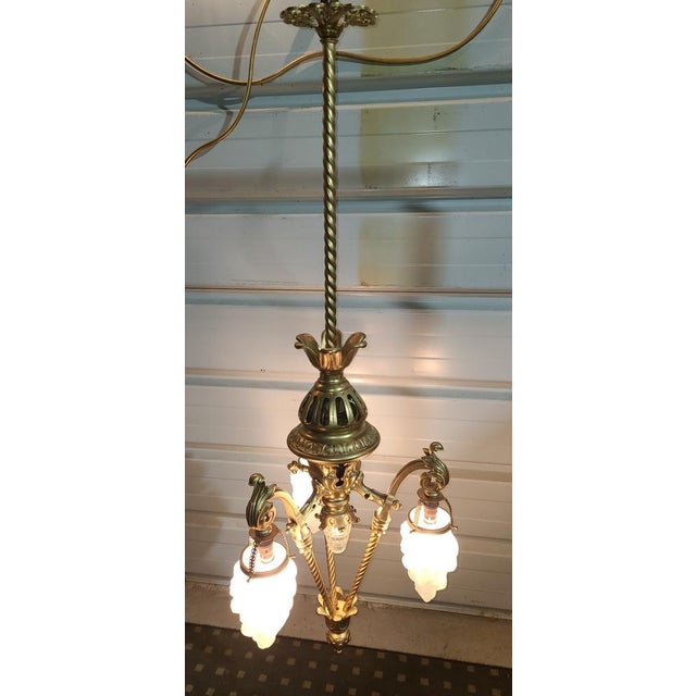 Eclairage public au gaz de la ville de paris d epoque napoleon iii en bronze 3 points de lumiere en verre en forme de...