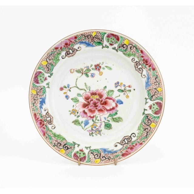 Chinese Export Famille Rose Porcelain Plates, 4 For Sale In New York - Image 6 of 18