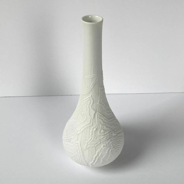 1970s Ak Kaiser Textured White Bisque Vase, 1960s For Sale - Image 5 of 8