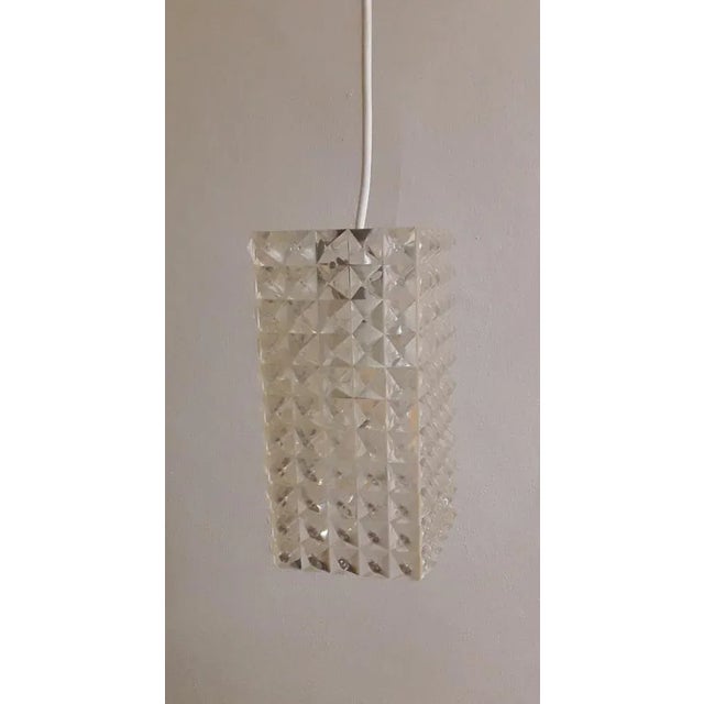 Vintage Ceiling Lamp in Transparent Plastic with Waffle Structure, 1970s For Sale - Image 3 of 7