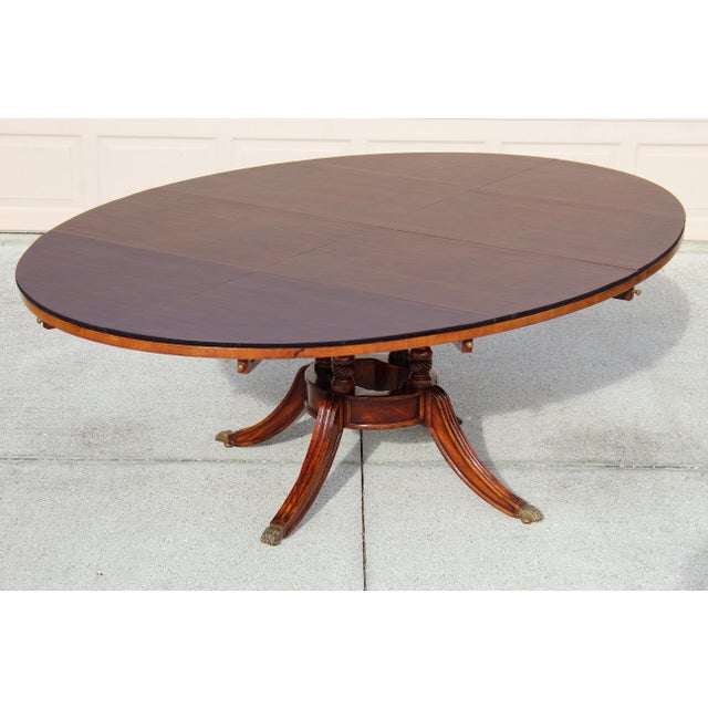 Rare Jonathan Charles Buckingham Mahogany & Satinwood Oval Dining Table For Sale - Image 15 of 18