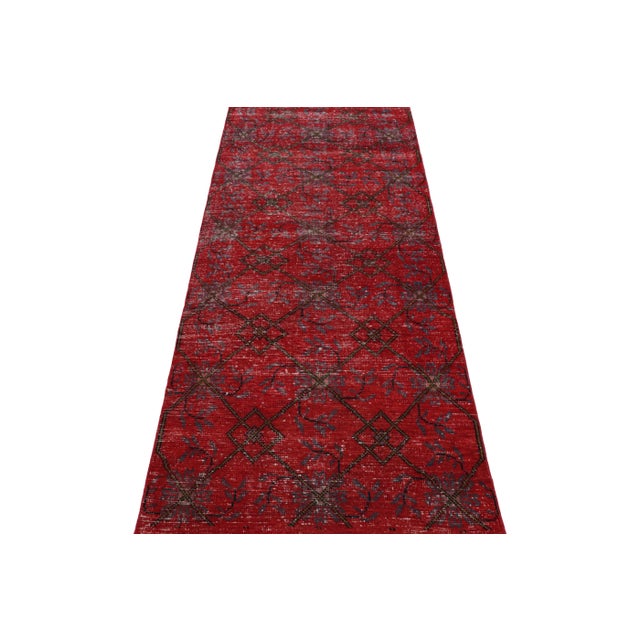 1960s Vintage Zeki Müren Runner in Red With Blue Geometric Patterns From Rug & Kilim For Sale - Image 5 of 7
