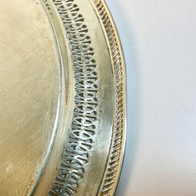 Mid-Century Baroque Hollywood Regency Chippendale Wm Rogers Reticulated Etched Silverplate Tray For Sale - Image 11 of 12