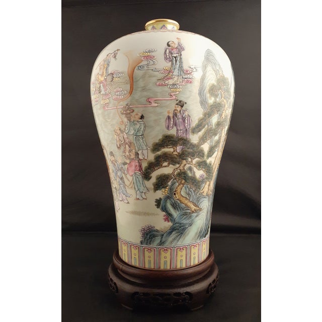1930s Chinese Porcelain Baxian Meiping For Sale - Image 5 of 11