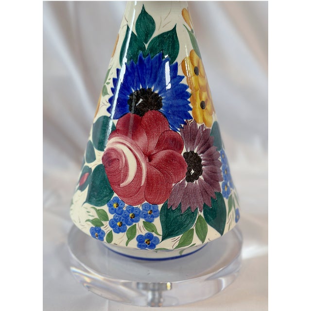 Mid Century Italian Majolica Floral Table Lamp For Sale - Image 4 of 5