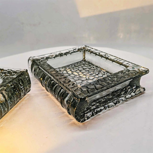 Vintage Italian Book Shaped Ashtrays in Murano Glass by Antonio Imperatore, 1970s, Set of 3 For Sale - Image 9 of 13