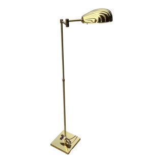 Vintage 1970s Brass Gold Colored Scalloped Shell Floor Lamp For Sale