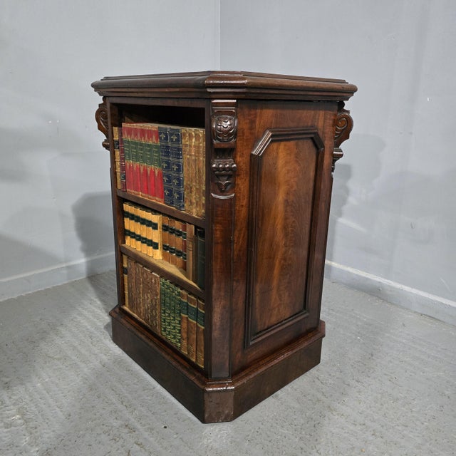 Adjustable Double-Sided Open Library Bookcase, 1880 For Sale - Image 6 of 18