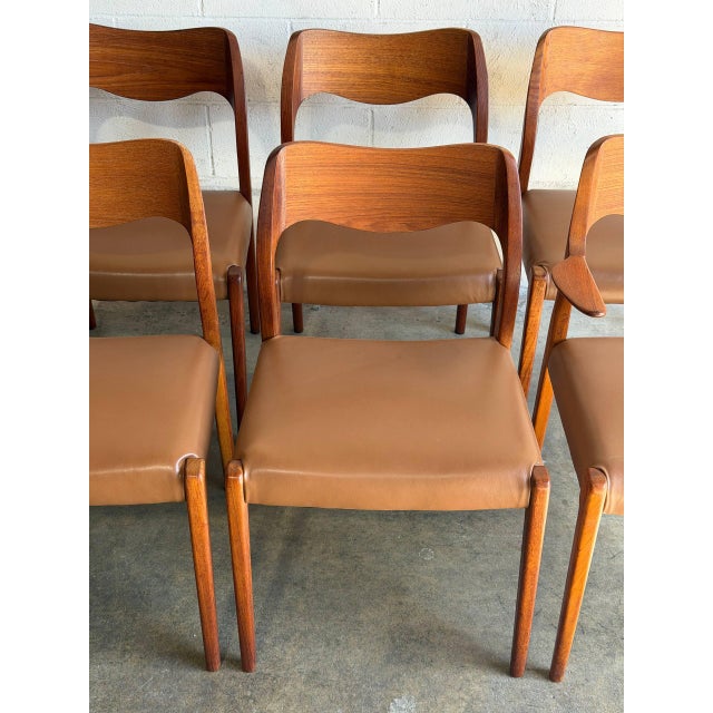 J. L. Møller j.l. Møller Teak Dining Chairs Set of 10 Models 55 and 71 Danish Mid-Century Modern 1960s For Sale - Image 4 of 15