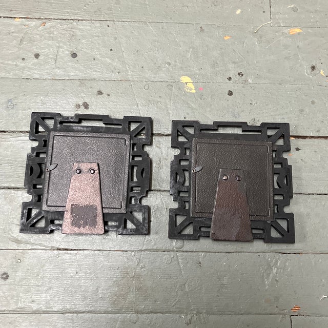 Contemporary 2 Original Abstract Portrait Paintings in Tabletop Frames- Set of Two For Sale - Image 4 of 4