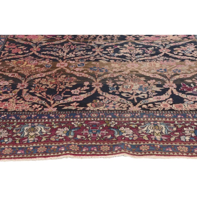 Early 20th Century Early 20th Century Antique Persian Isfahan Rug - 04'09 X 06'09 For Sale - Image 5 of 9