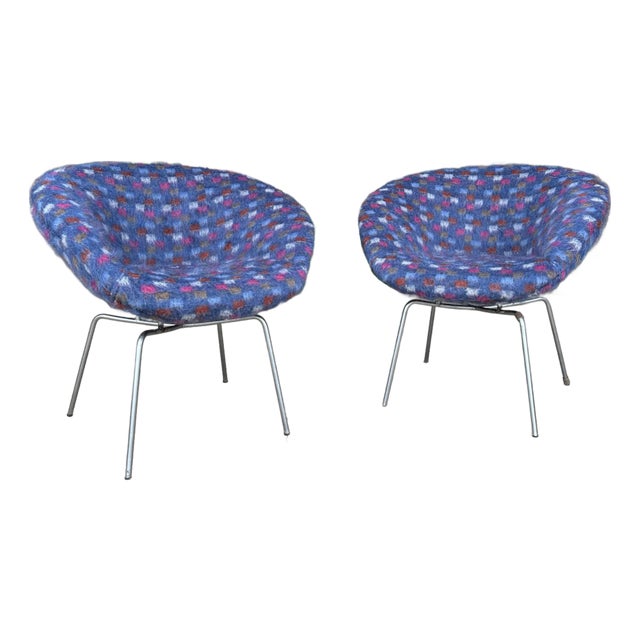 Pair of Arne Jacobsen Pot Chairs For Sale