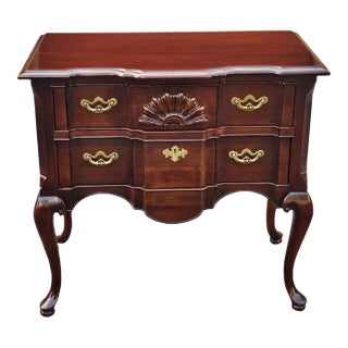 Thomasville Queen Anne Style Cherry Blockfront Lowboy Commode For Sale