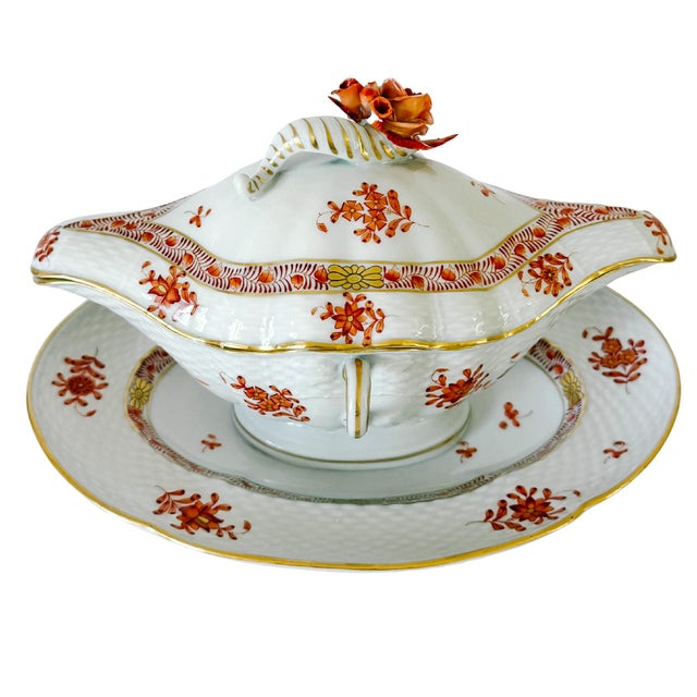 Herend Chinese Bouquet Rust Gravy Boat With Attached Plate & Lid and Rose Finial For Sale - Image 10 of 14