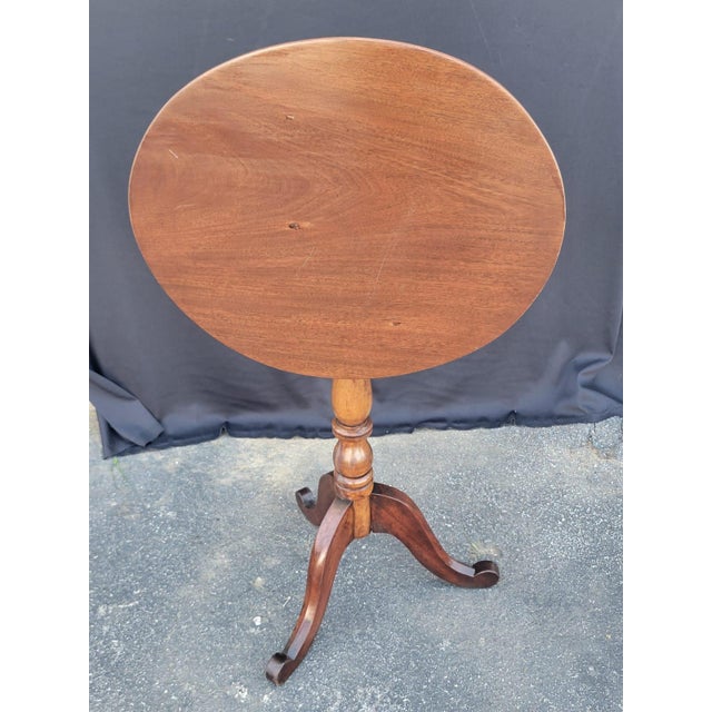American 19th Century American Cherry Candle Stand Table Refurbished For Sale - Image 3 of 18