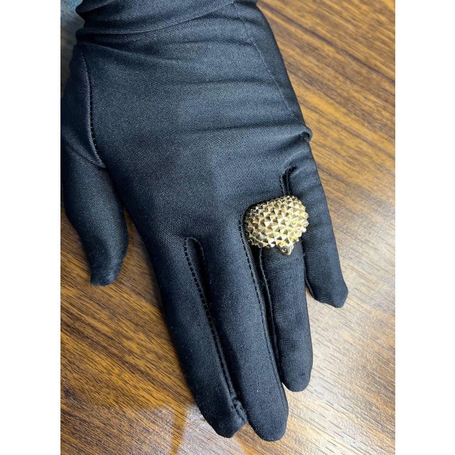 Hedgehog Spikey Emerald Eyes 18k Gold Statement Unique Cute Animal Ring, Size 6 For Sale - Image 12 of 15