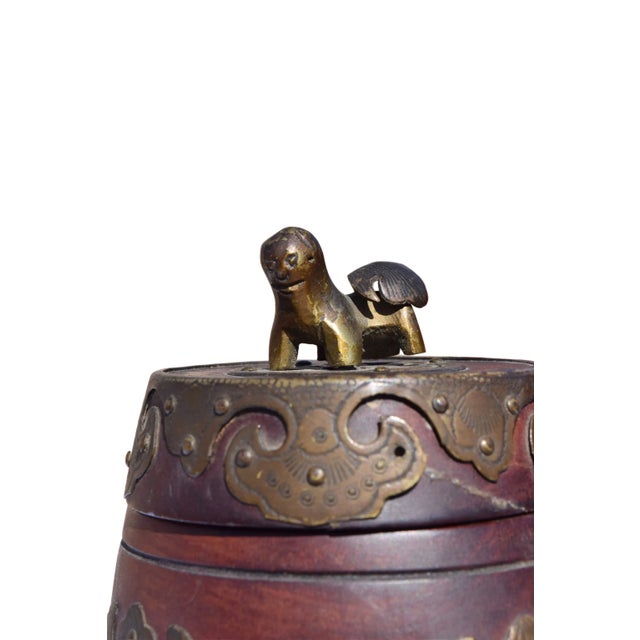Asian Late 19th Century Chinese Mahogany Barrel Box With Brass Mounts For Sale - Image 3 of 11