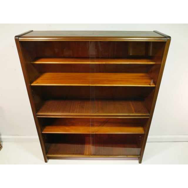Brown Mid-Century Modern Display Cabinet in Beech and Oak, 1960s For Sale - Image 8 of 14