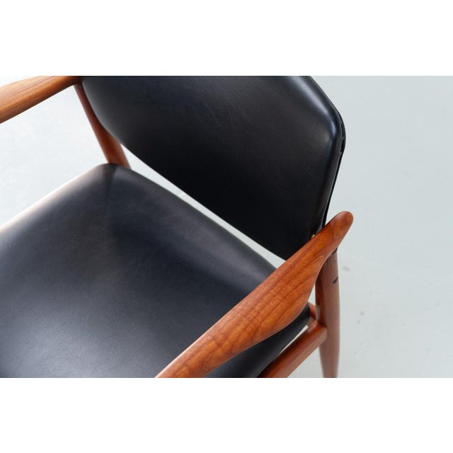 Mid-Century Modern Danish Teak Captains Chair by Erik Buch for Ørum, 1960s For Sale - Image 3 of 18