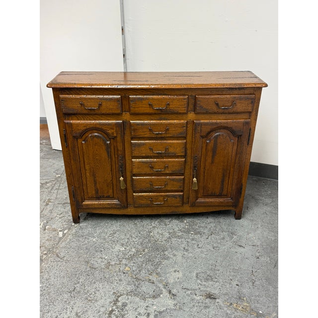 Traditional Distressed Oak Eight-Drawer Entree/Buffet For Sale In San Francisco - Image 6 of 12