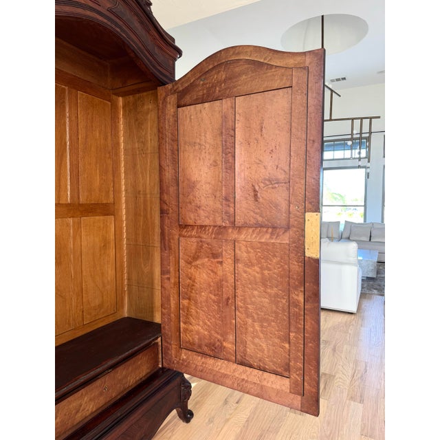 19th Century French Louis XV Hand Carved Walnut Armoire Vitrine With Single Glass Door For Sale - Image 9 of 12