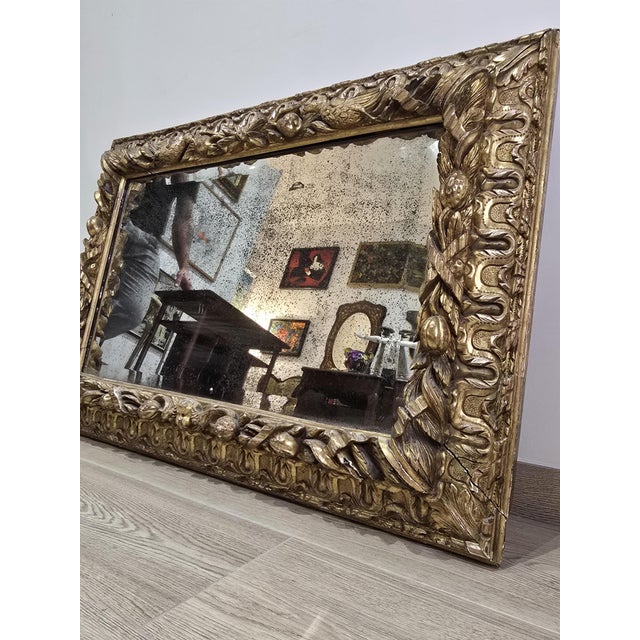 Gold 18th Century Mirror in Carved Gilt Wood Decorated with Birds, Fruit and Cherub, 1780 For Sale - Image 8 of 18