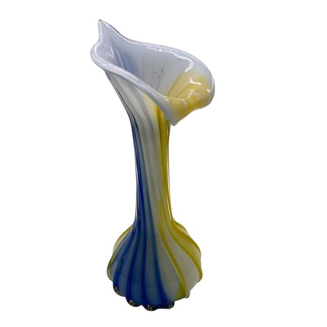Yellow and Blue Murano Glass Flower Vase, Italy, 1960s, in Flawless conditions. Designed 1960 to 1969