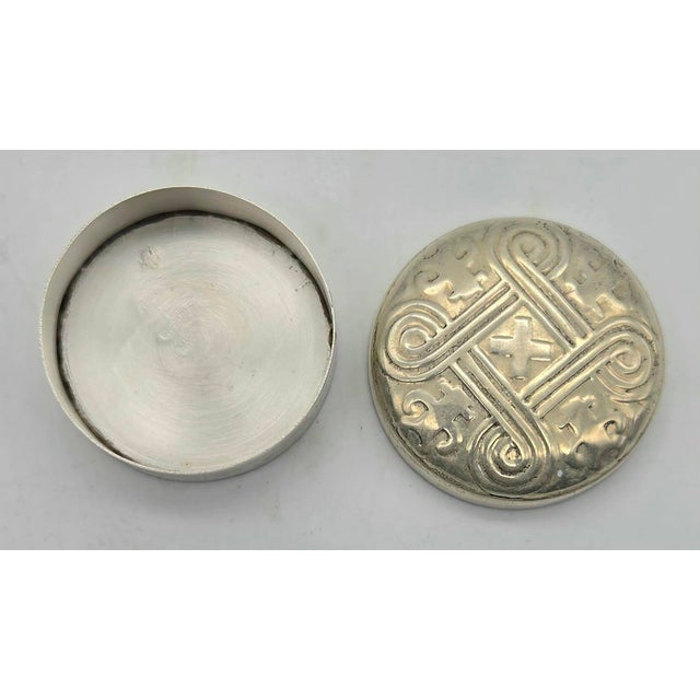 1980s Mexican Silver Pill Box For Sale In Miami - Image 6 of 8