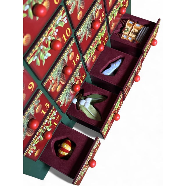 Villeroy & Boch Nostalgic Ornaments Advent Calendar Christmas Tree For Sale - Image 9 of 12
