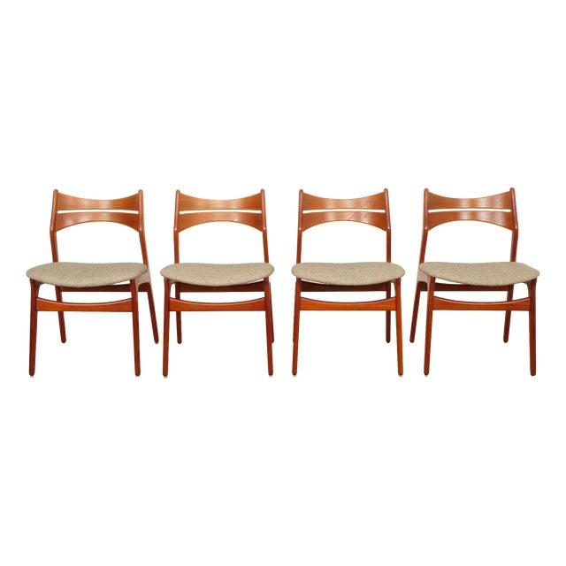 Model 310 Dining Chairs in Teak by Erik Buch, Set of 4 For Sale