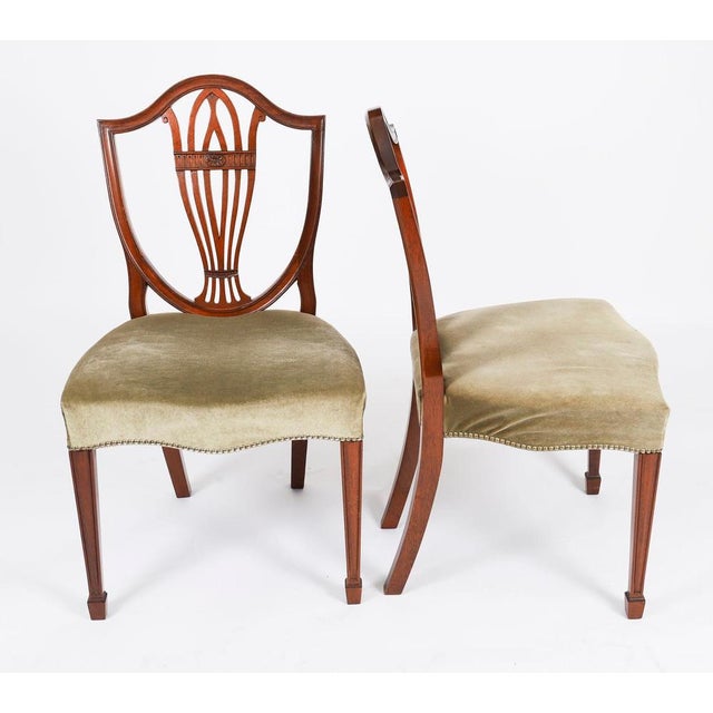 Vintage Shield Back Dining Chairs attributed to William Tillman, 1980s, Set of 8 For Sale - Image 11 of 18