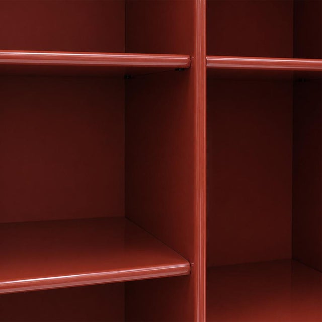 Mid-Century Modern Italian Red Lacquer and Glass Showcase by Afra & Tobia Scarpa, 1960s For Sale - Image 10 of 11