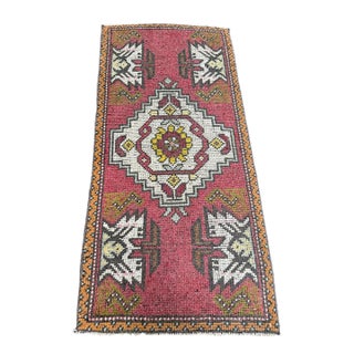 Turkish Yastik Rug 1'7" x 3'3" For Sale
