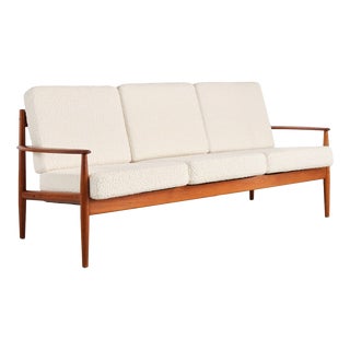Three-Seater Sofa Model 118 in Teak with Bouclé Upholstery by Grete Jalk for France & Søn, Denmark, 1950s For Sale