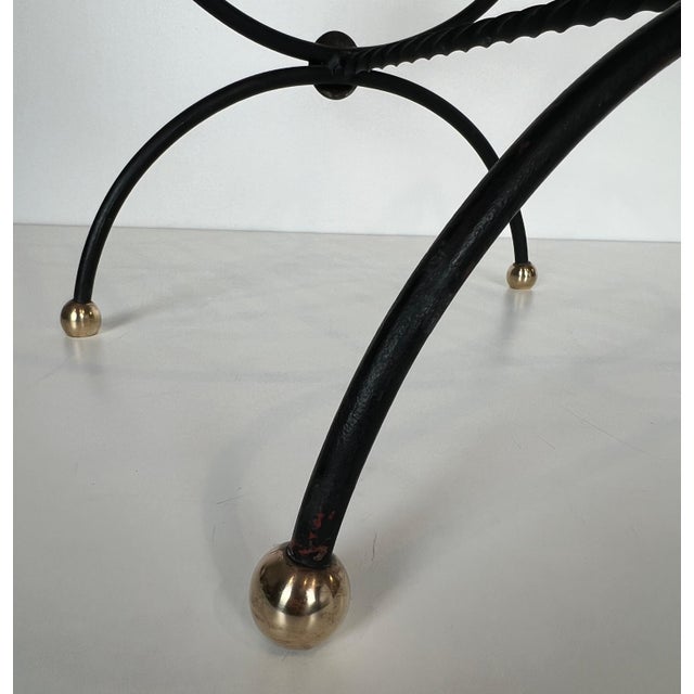 Mid-Century Modern Pair of Mid 20th Century Curule Design Stools in Wrought Iron and Brass For Sale - Image 3 of 12