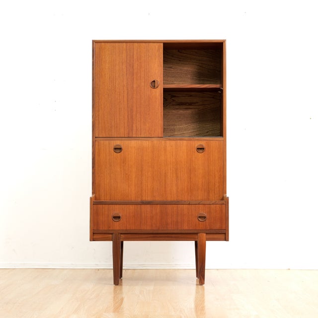 Brown Mid Century Liquor Cabinet Wall Unit by Turnidge of London For Sale - Image 8 of 10