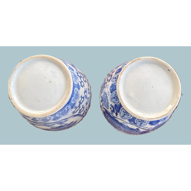 Large Vintage Pair of Chinoiserie Blue & White Chinese Vases For Sale - Image 10 of 10