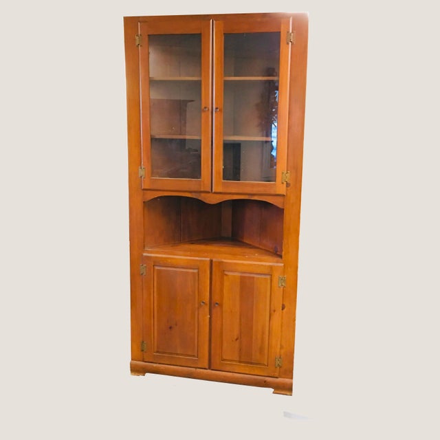 Wood Vintage Bailey & Sons Mastercraft Corner Cupboard For Sale - Image 7 of 7