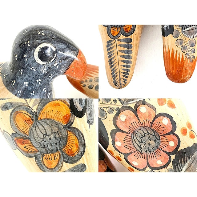 Tan 1960s Tonalá Mexico Ceramic Bird Figurines, a Pair For Sale - Image 8 of 11