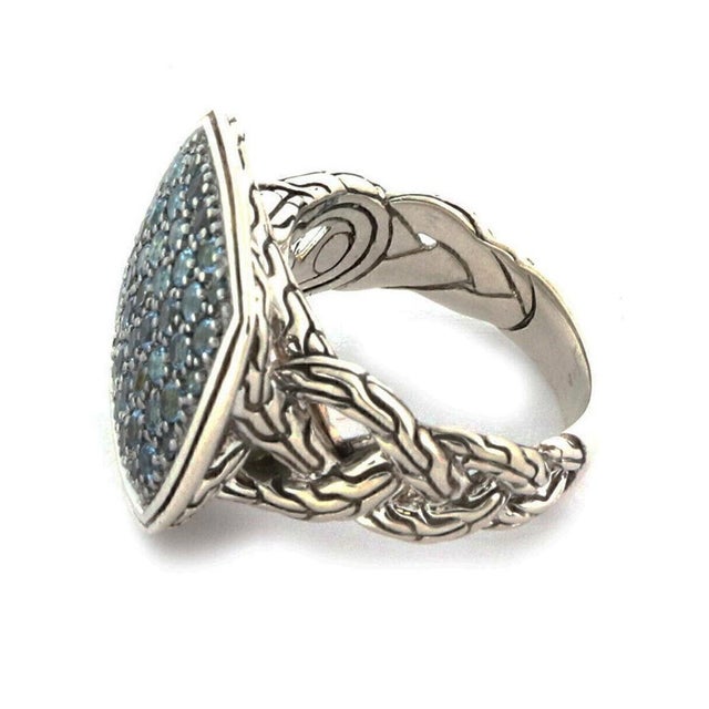 Mid 20th Century John Hardy Classic Chain Blue Topaz Sterling Silver Ring - Size 7 For Sale - Image 4 of 7