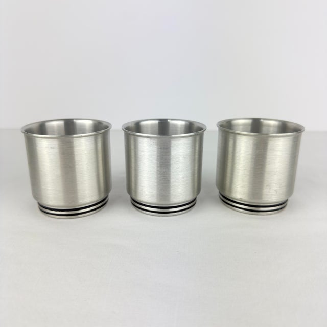 Silver 1930’s Art Deco West Bend Cocktail Shaker Set For Sale - Image 8 of 12